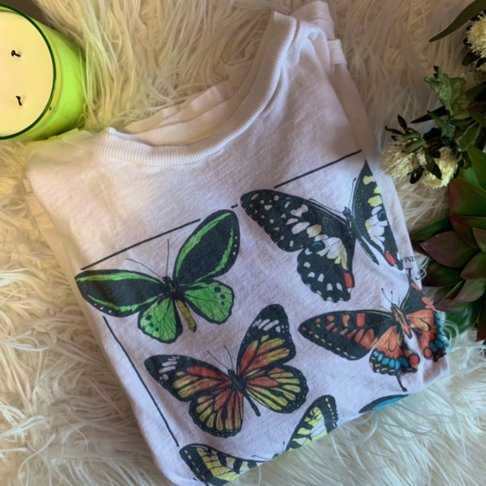 American Eagle Oversized Butterfly Crewneck T-Shirt
